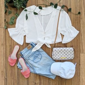 🍍Festive Ruffle Sleeve Tie Crop Top w/Buttons -SM